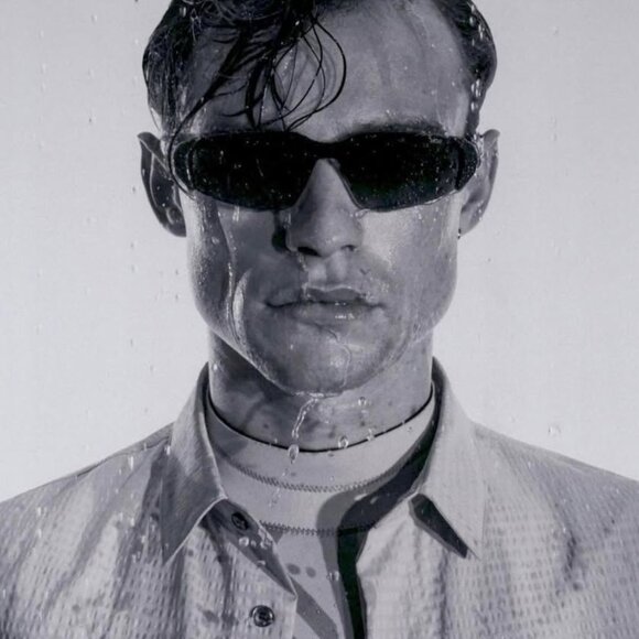 Dior DIORBAY M1U 10A1 Sunglasses Black Geometric Frame, Grey Lenses - Picture 2 of 11